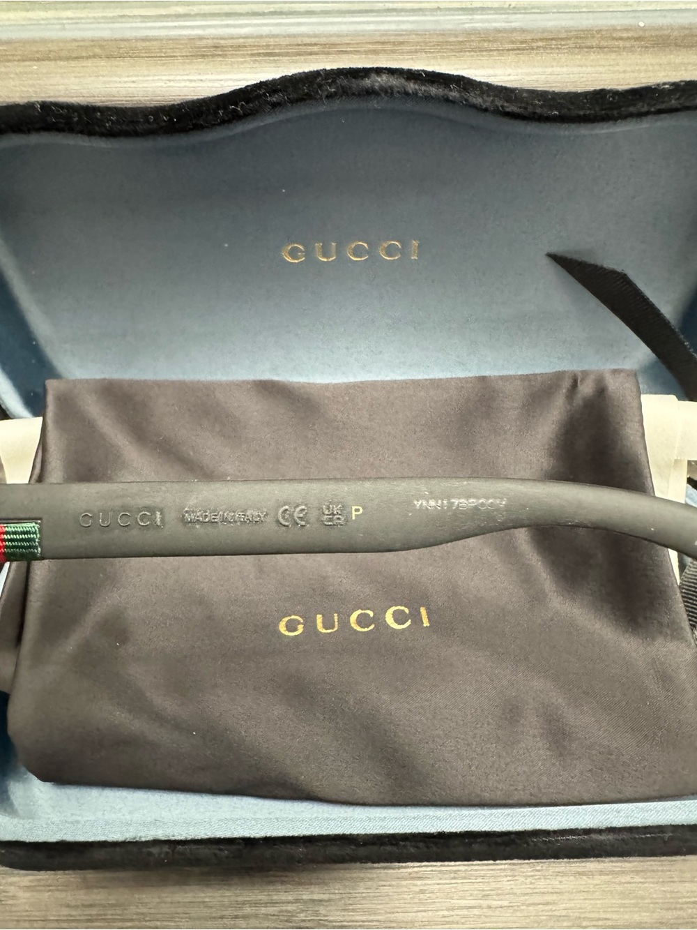 Gucci Men’s Sunglasses GG0010S 004 - Picture 6 of 6